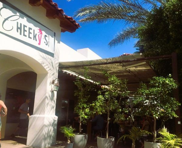 Cheekys Palm Springs Front Entrance