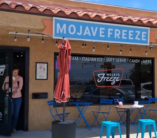 Mojave Freeze store front with an ice cream sundae in the forground